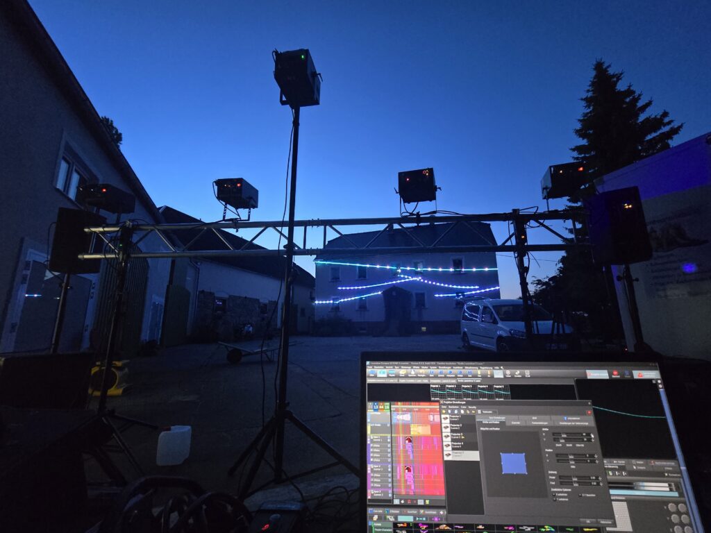 20250719 214436 1024x768